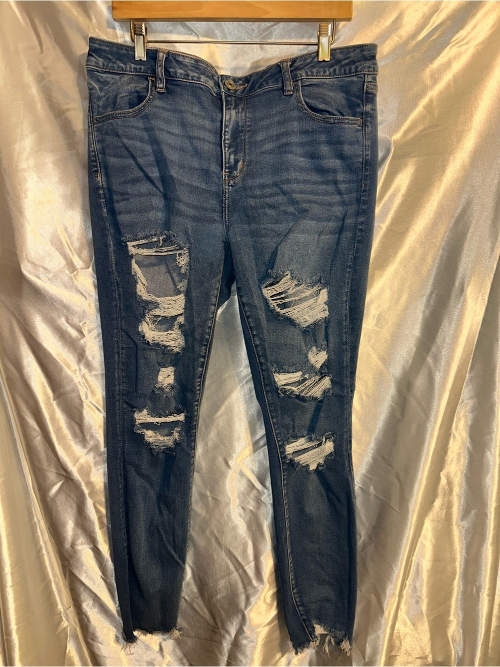 18L American Eagle Outfitters Jegging Dark Blue Ripped Skinny Jeans